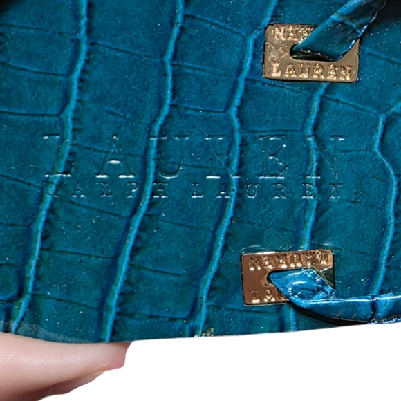 Lauren Ralph Lauren Teal Croc-Embossed Thong Sandals with Gold Accents - Picture 3 of 10